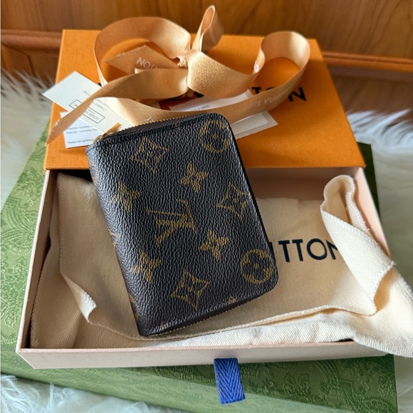 🤎 Louis Vuitton Monogram Zippy Coin Wallet 🤎 - Picture 3 of 15
